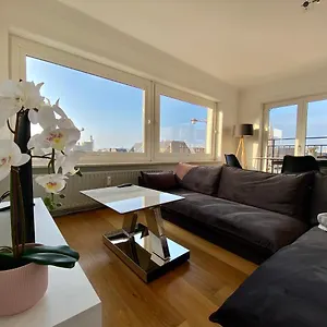 https://luxury-apartment-renovated-in-2021.hotelsghent.com