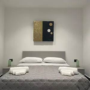 https://casa-vacanze-donna-mariacarme.sicilyhotelsitaly.net
