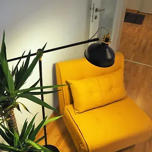 Apstay ǀ Free Parking & Self Check-in , Graz Oostenrijk